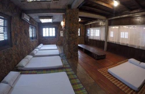 Dingras Hostel | Medardus stonehouse