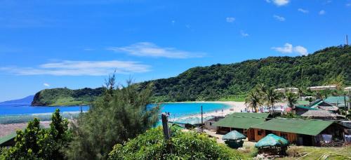 Pagudpud Hostel | Mekeni transient house and restaurant