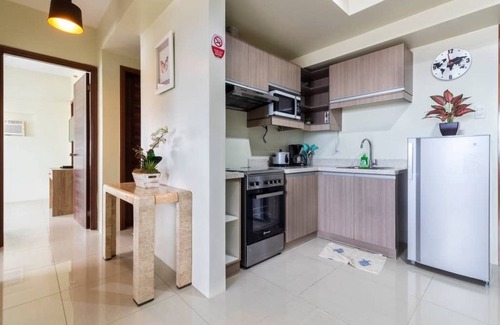 Cebu Condo | Mimi's Home @ Horizons 101 - 29P (2 Bedroom/2Bath condo)