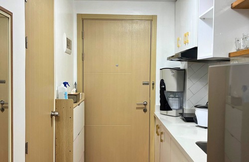 Novaliches Condo | Minimalist Scandinavian 1BR Unit + Free Parking in Trees Residences Fairview, QC