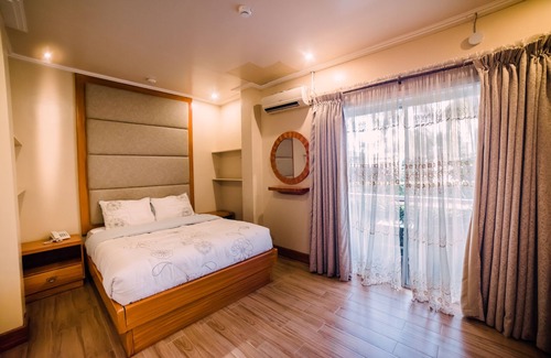 Olongapo Resort | Moonbay Marina The Villas
