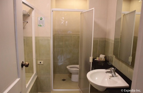 Olongapo Resort | Moonbay Marina The Villas