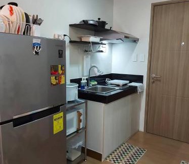 Trece Martires Apartment | NamiSanji Staycation @HOPE RESIDENCES