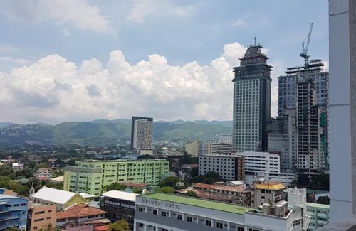 Santa Cruz Apartment | NR Luxury Condo in the Heart of Cebu