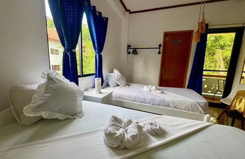 Manoc-Manoc House | Ocean Breeze Inn Boracay