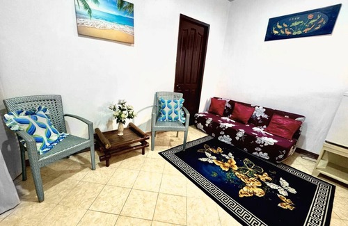 Manoc-Manoc House | Ocean Breeze Inn Boracay