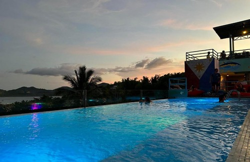 Coron Town Proper Hostel | Outpost Hostel - Coron