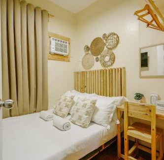 Jaro House | Pallet Homes - Petalsville