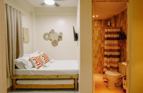 Jaro House | Pallet Homes - Petalsville