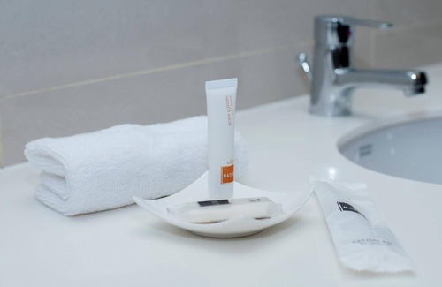 Ormoc Hotel | Piña Suites