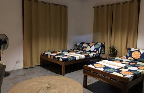 Bacnotan Resort | Private room ∙ 3 guests
