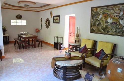 Oslob Resort | Private room ∙ 3 guests