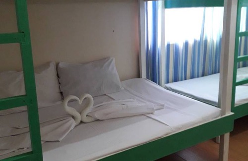 Catangnan Resort | Private room ∙ 6 guests