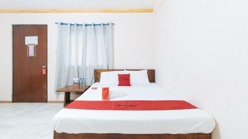 Pundaquit Hotel | RedDoorz Hostel @Megans Paradisio Beach Resort