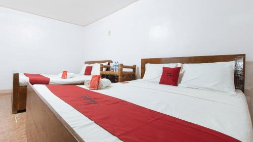 Pundaquit Hotel | RedDoorz Hostel @Megans Paradisio Beach Resort