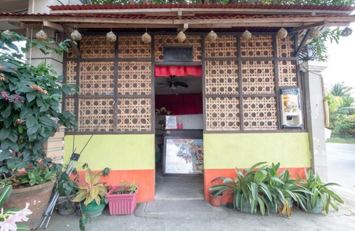 Tacloban Hotel | RedDoorz near Manlurip Rotonda Tacloban