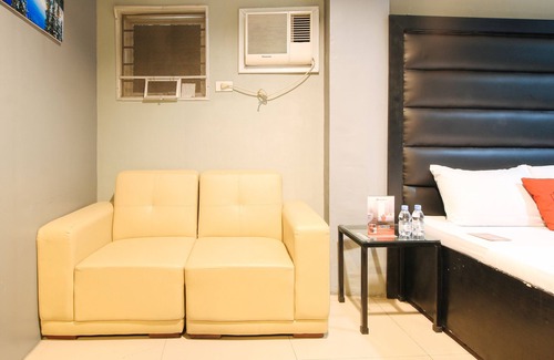 Sampaloc Hotel | RedDoorz @ P Florentino Street Sampaloc Manila