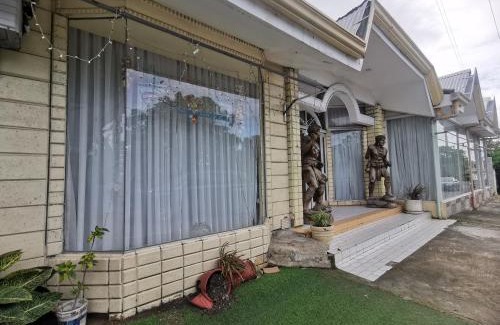 Lapu-Lapu Hostel | Resort's Side Hostel near Shangrila