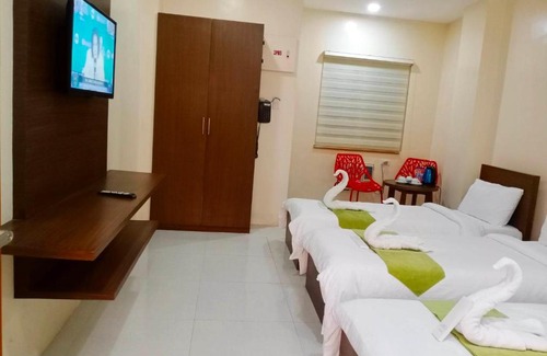 Legazpi Hostel | RNR Suites