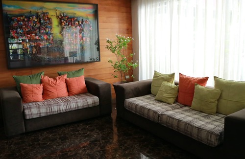 Downtown Tacloban Hotel | Rosvenil Hotel