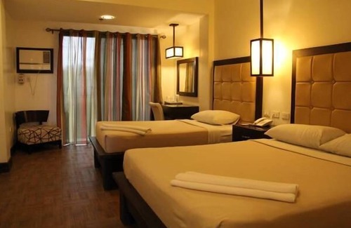 Downtown Tacloban Hotel | Rosvenil Hotel