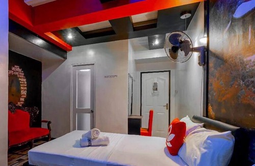 Laoag Hostel | Sabel Travelers Inn