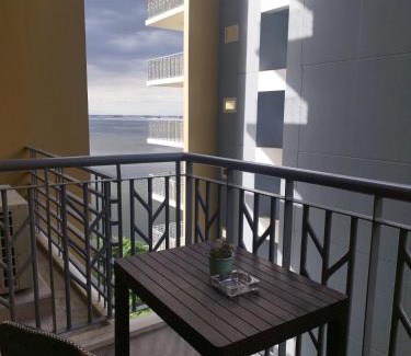 Tambo Apartment | Savvy Suites Combined 6BR near Okada