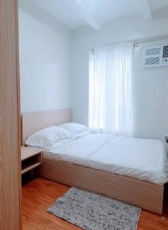 Santa Rosa Apartment | SCANDIA SUITES AT SOUTH FORBES Homey & Cozy 2-Bedroom Condo