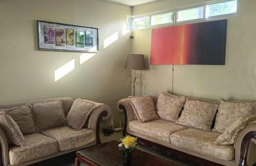 Looc House | Seaheart Guest House Panglao