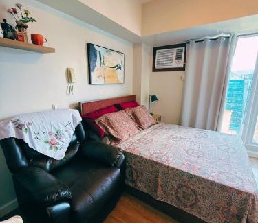 Cebu Apartment | SkyLoft Cebu Solinea Skyline Studio with Mountain and City View