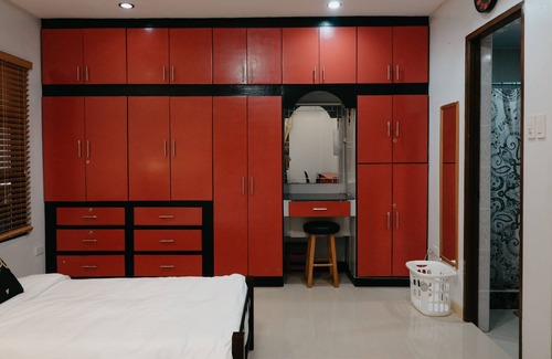 Cavite City Other | Spacious 3-Story with Dance Studio