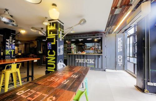Downtown Hotel | Spot On Junction Hostel