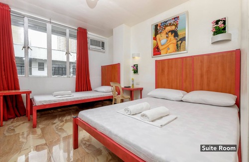Ermita Night District Hostel | Stay Malate Hostel