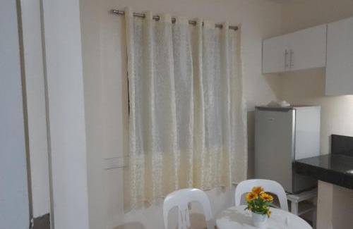 Bacolor Apartment | Staycation! Daily, weekly, monthly!