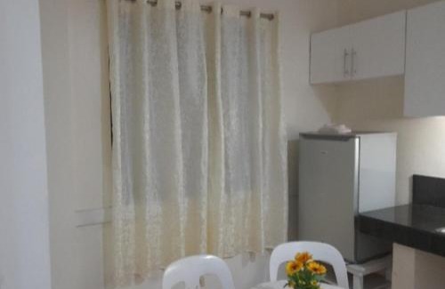 Bacolor Apartment | Staycation! Daily, weekly, monthly!