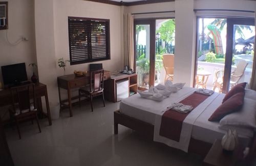 Lanas Hotel | The Beach House