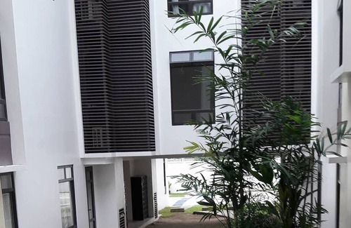 Guadalupe Apartment | The Courtyard Banawa - RA