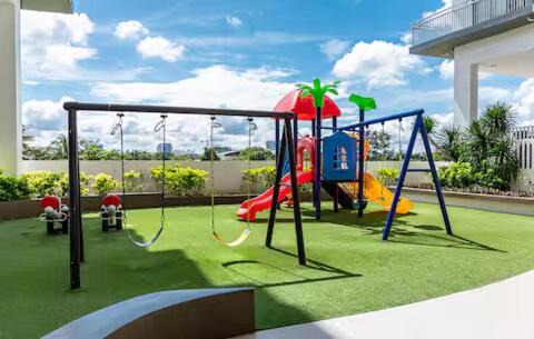 Mandurriao Apartment | The Haven Modern 2 Bedroom Loft