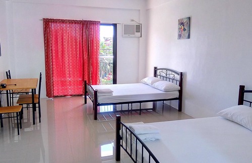 Muntinlupa House | The Palines Apartment Hotel