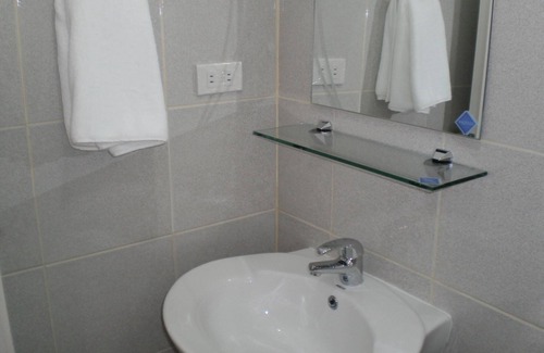 Muntinlupa House | The Palines Apartment Hotel