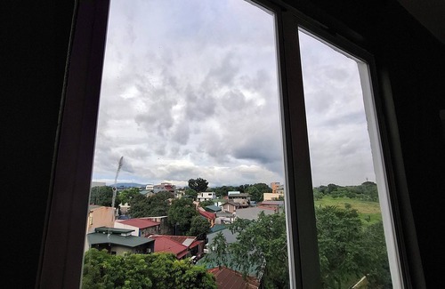 Caloocan Condo | The perfect urban staycation spot awaits you!