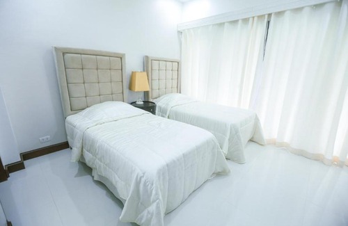 Isabel Hotel | The Suites @ Bellavista