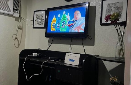 Moonwalk Apartment | V&J Transient Condotel