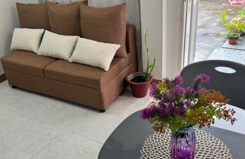 Sorsogon City Villa | Vibrant Vibes Cozy Staycation II in Sorsogon City