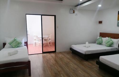 Manoc-Manoc House | Victoria's Inn by Martha Vacation Homes