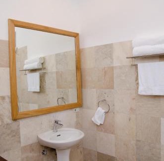 Dauin Hotel | Villa in Blue