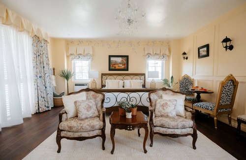 Tagaytay House | Villa Julianna by Villa D'Este Tagaytay