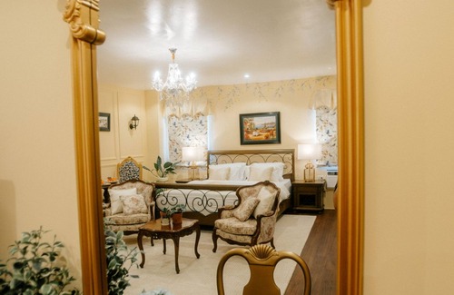 Tagaytay House | Villa Julianna by Villa D'Este Tagaytay