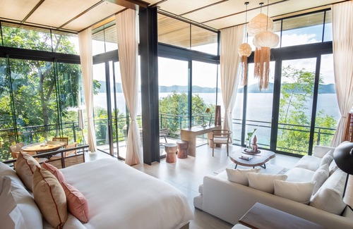 Bagalangit Hotel | Vivere Azure