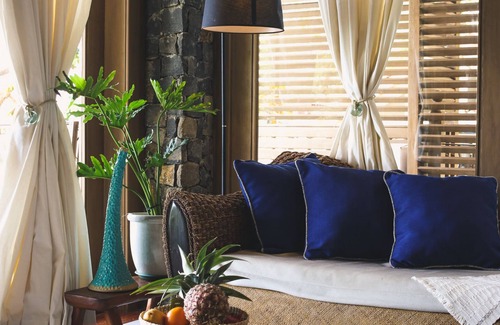 Bagalangit Hotel | Vivere Azure